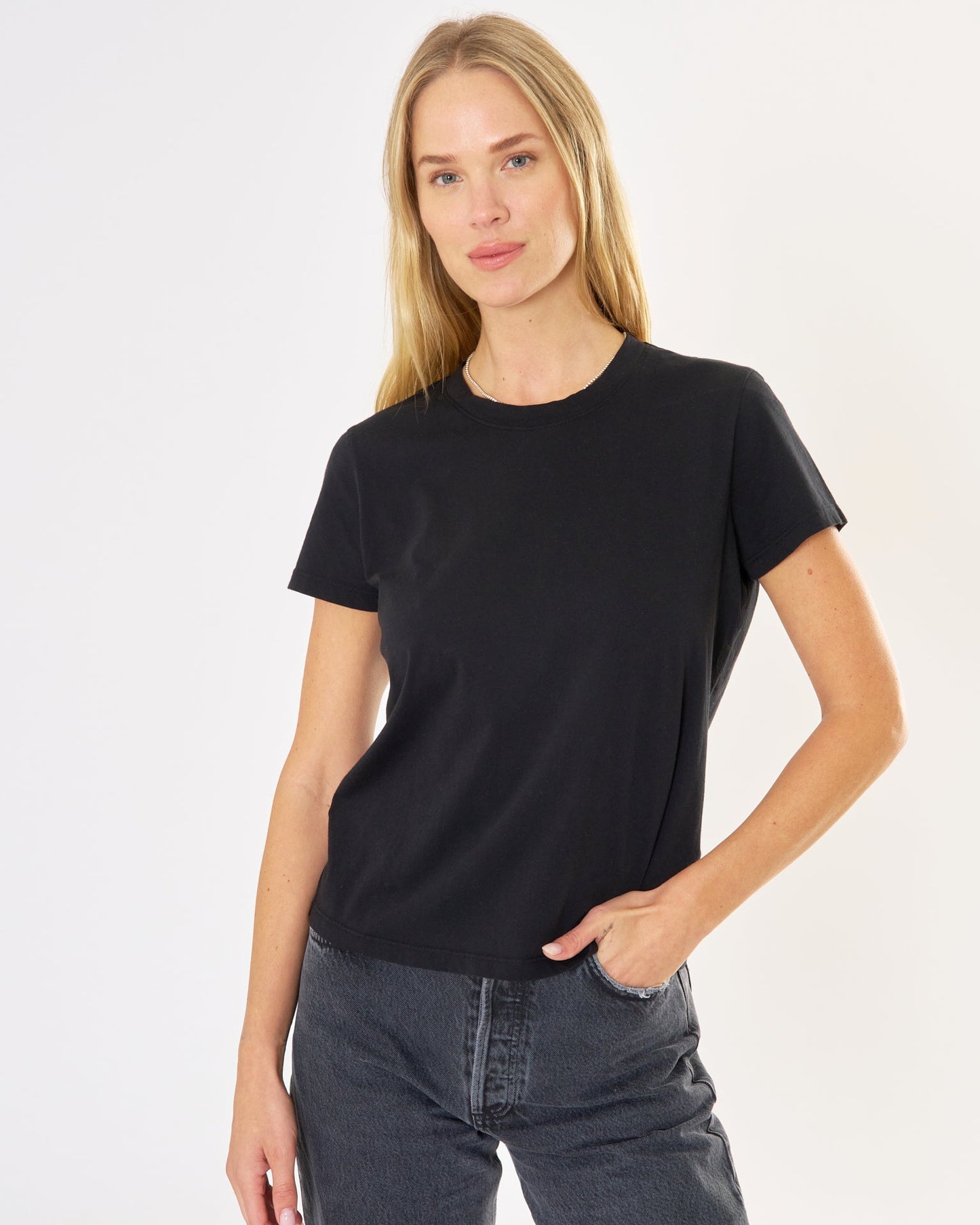 Shakespeare-Charlotte Crew Neck Tee